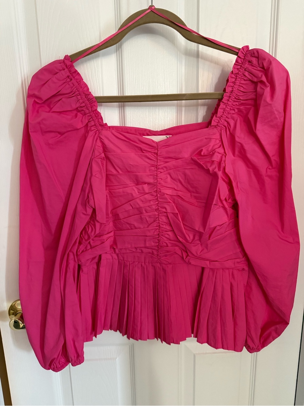Tuckernuck Hyacinth House Mina Top Hot Pink Ruched Peplum Blouse - Picture 2 of 4